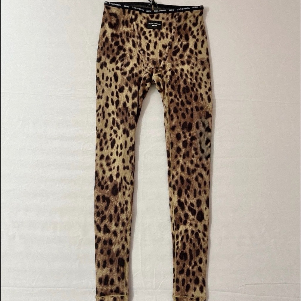 SKIMS
SKIMS x Dolce & Gabbana Cotton Rib Tank - Picture 5 of 7